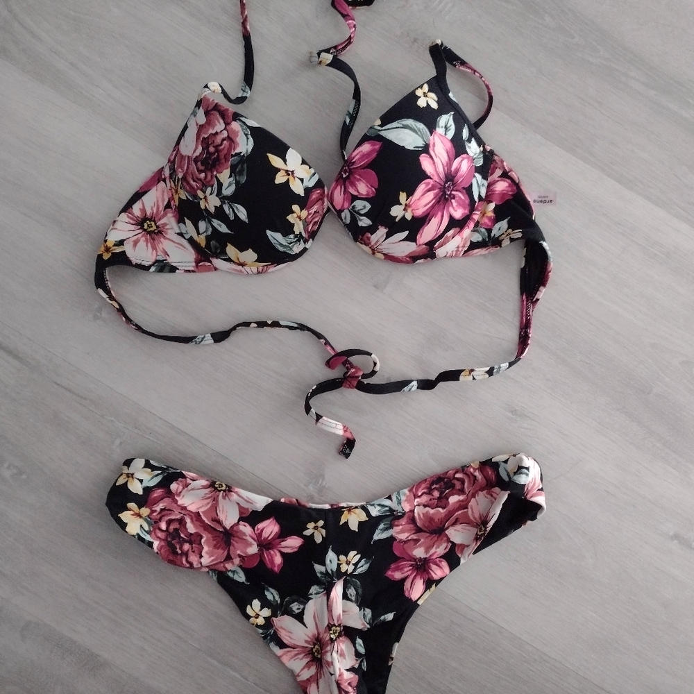 Bikini